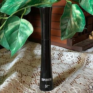 ⚠️IT COSMETICS SUPERHERO MASCARA ⚠️